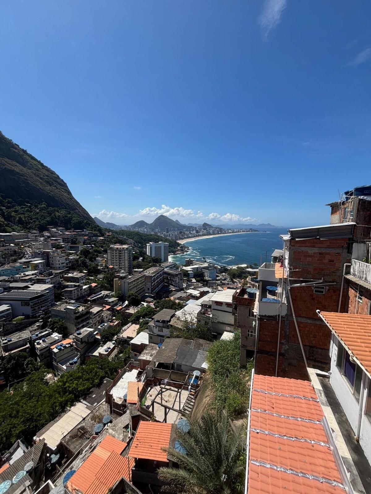 Em Cobertura No Vidigal Apartamento