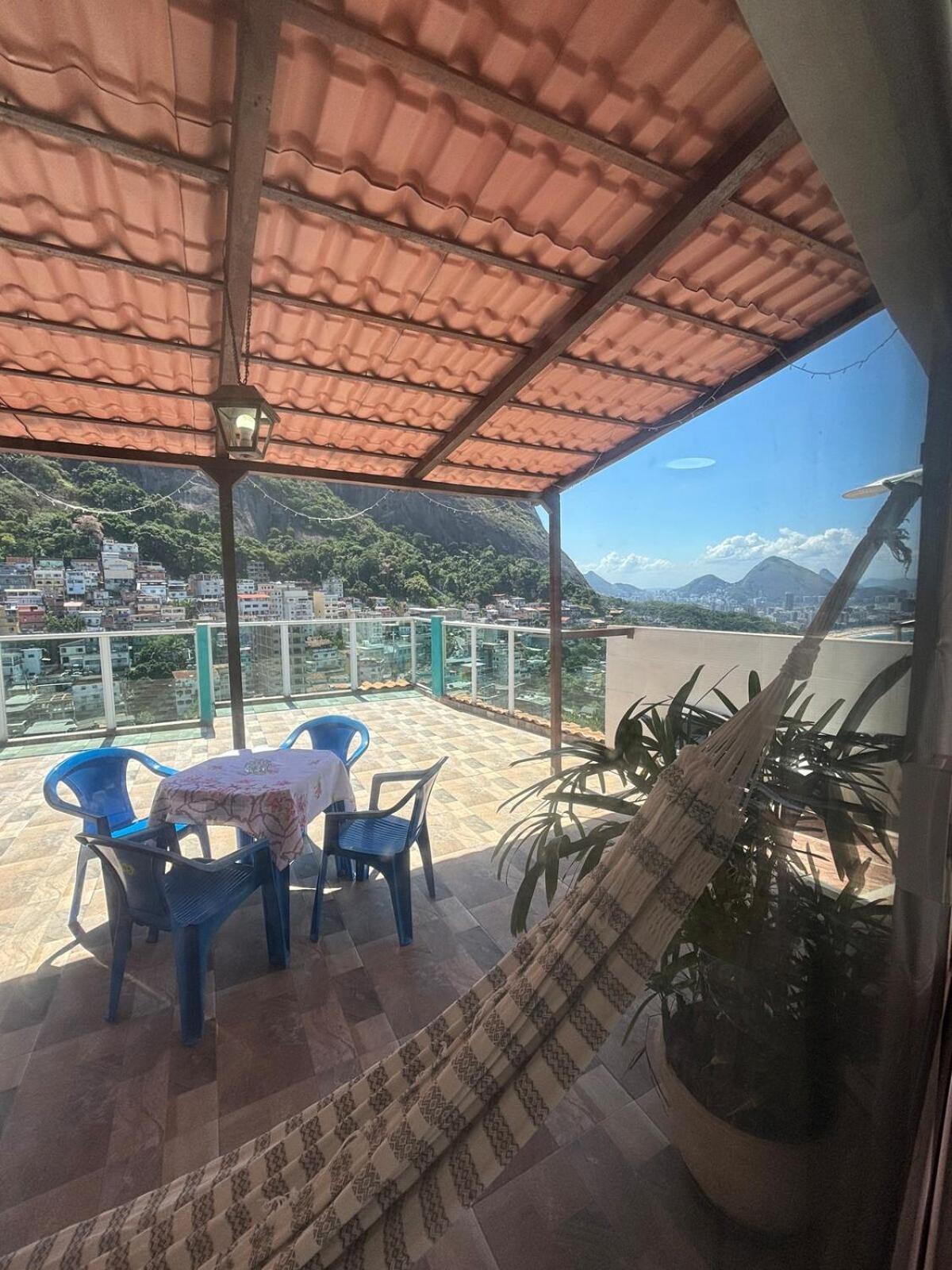 Em Cobertura No Vidigal * Rio de Janeiro
